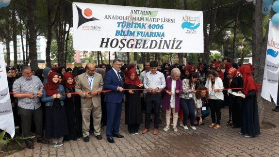 Antalya Anadolu İmam Hatip Lisesi TUBİTAK 4006 Bilim Fuarı
