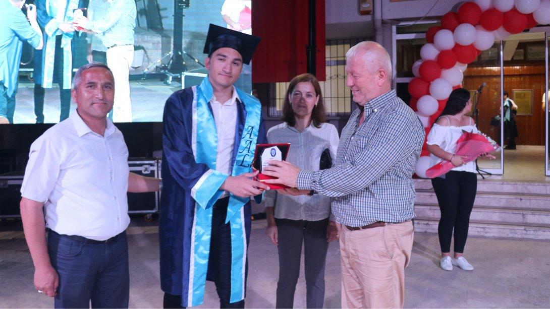 İlçemiz Antalya Anadolu Lisesi'nde Mezuniyet Töreni Gerçekleşti